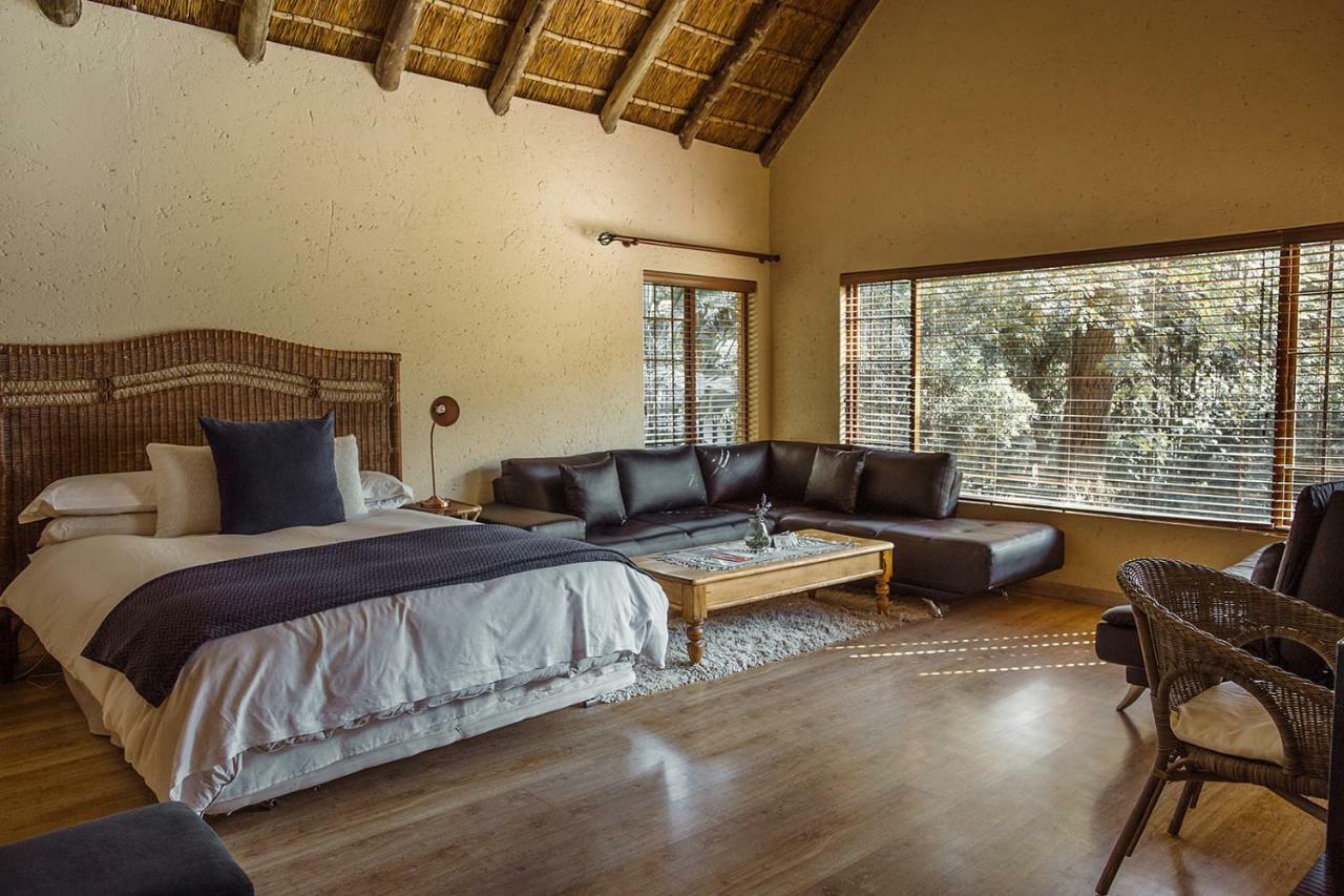 50 On Shepherd Boutique Guest House Sandton Dış mekan fotoğraf